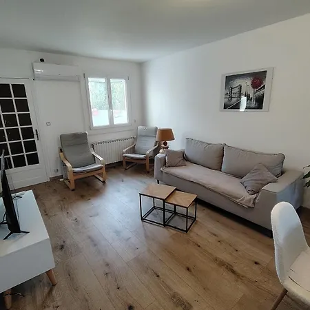 Maison Entre Et Garrigue 度假居