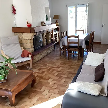 Maison Entre Et Garrigue Holiday home *